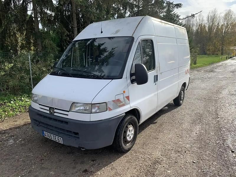Blanc Occasion 2001 Peugeot Boxer Van | 4 490 € - Image 1/4