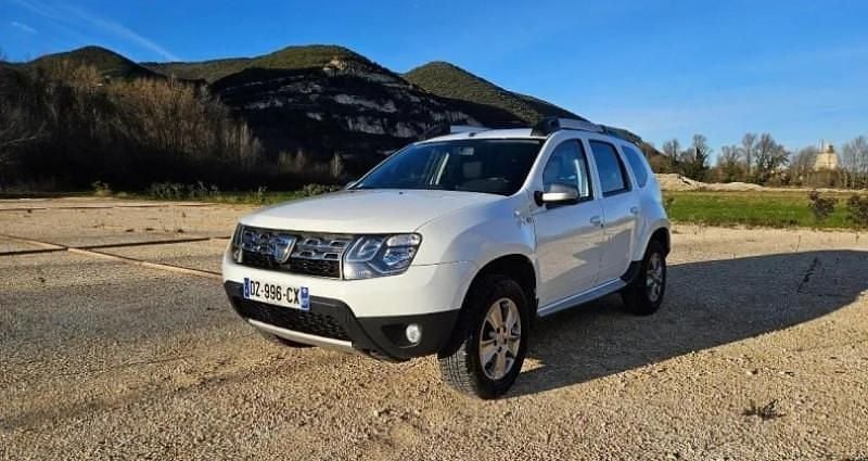 Occasion Dacia Duster Lauréate 109 ch (80 kW) 2016 Noir SUV