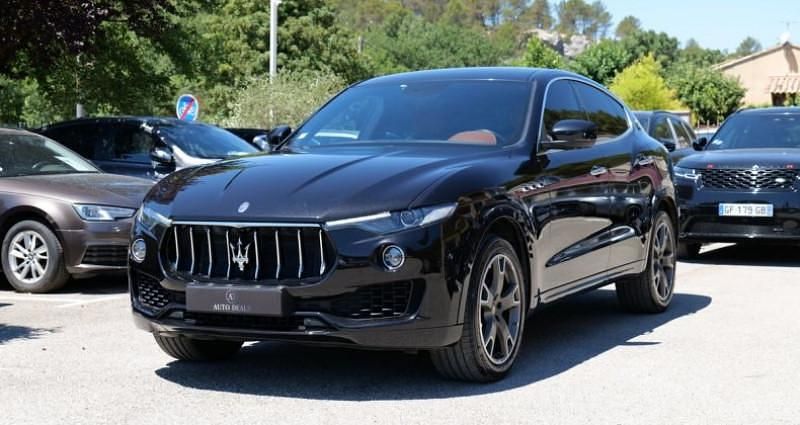Noir Utilisé 2016 Maserati Levante SUV | 25 990 € - Image 1/4