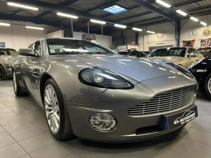 Gris Utilisé 2003 Aston Martin Vanquish Cabriolet | 89 990 € - Image 1/4