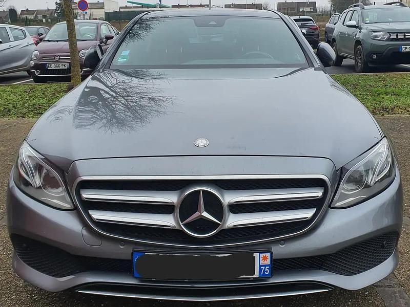 Argent Utilisé 2016 Mercedes E350 Business Berline | 21 000 € - Image 1/4