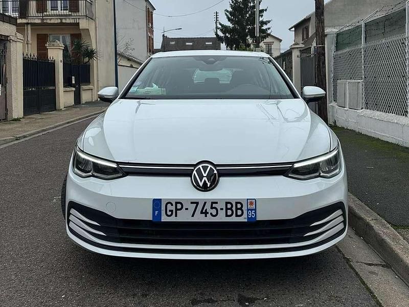 Occasion VW Golf VIII Life 110 ch (80 kW) 2023 Blanc Berline