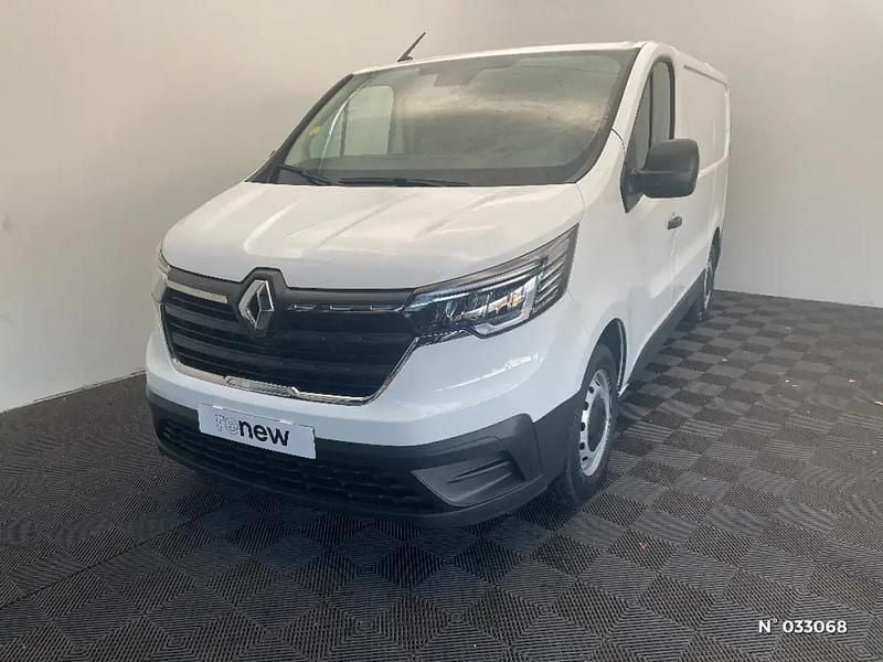 Blanc Occasion 2023 Renault Trafic Monospace | 25 960 € (Bon prix) - Image 1/4