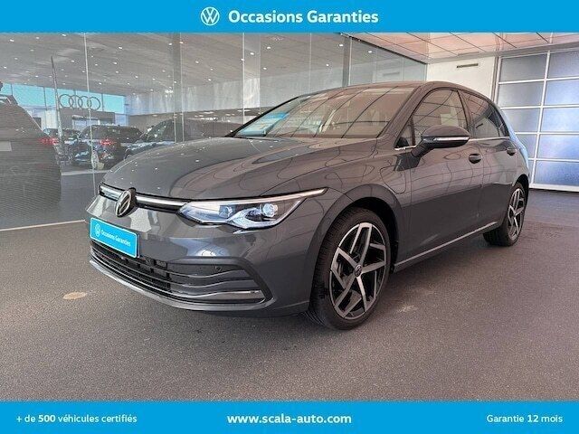 Gris Utilisé 2023 VW Golf VIII Style | 30 490 € (Prix juste) - Image 1/4