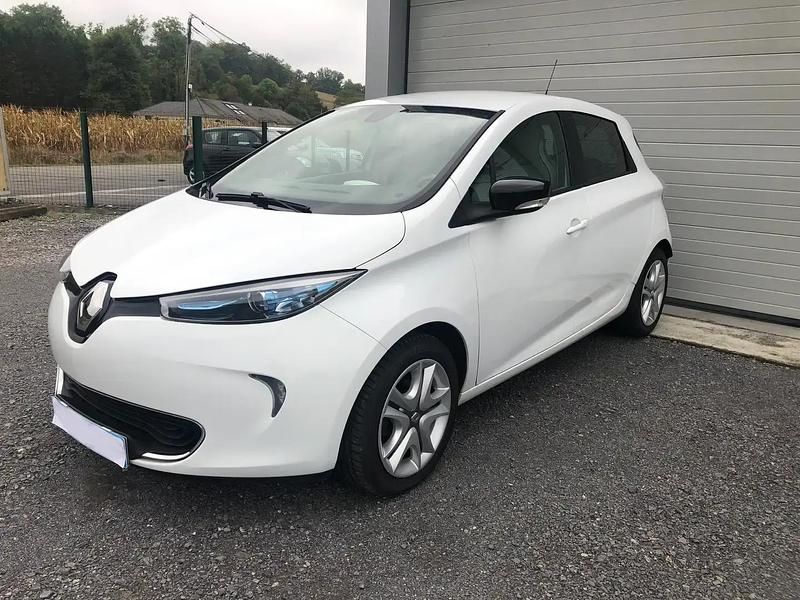 Blanc Utilisé 2018 Renault Zoe Zen Citadine | 7 990 € (Prix assez cher) - Image 1/4