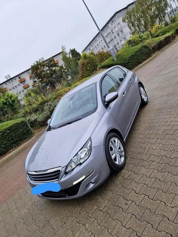 Utilisé 2014 Peugeot 308 Sportium Berline | 7 550 € - Image 1/4