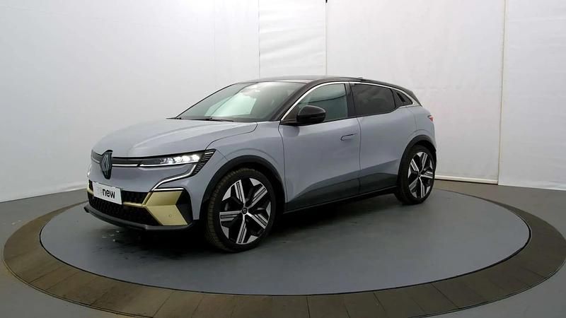 Occasion Renault Megane E-Tech Iconic 161 kW (220 ch) 2022 Gris Berline