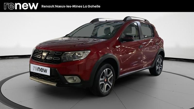 Rouge Utilisé 2019 Dacia Sandero Citadine | 12 799 € (Prix juste) - Image 1/4