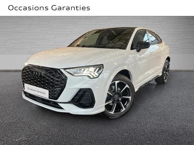Blanc glacier métallisé Nouvelle 2025 Audi Q3 S-Line SUV | 57 990 € - Image 1/4