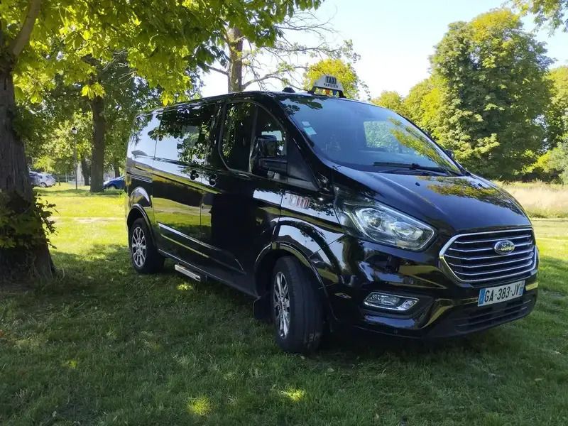 Utilisé 2022 Ford Transit Custom Limited Van | 28 000 € (Prix juste) - Image 1/4