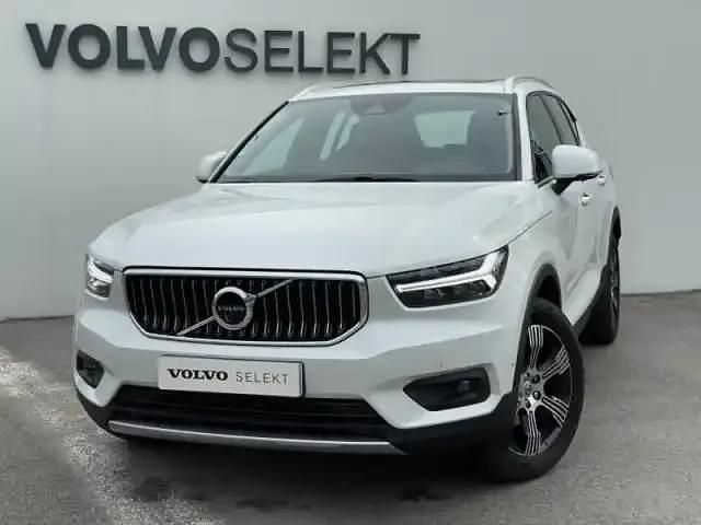 Blanc cristal Utilisé 2020 Volvo XC40 Inscription SUV | 34 490 € - Image 1/4