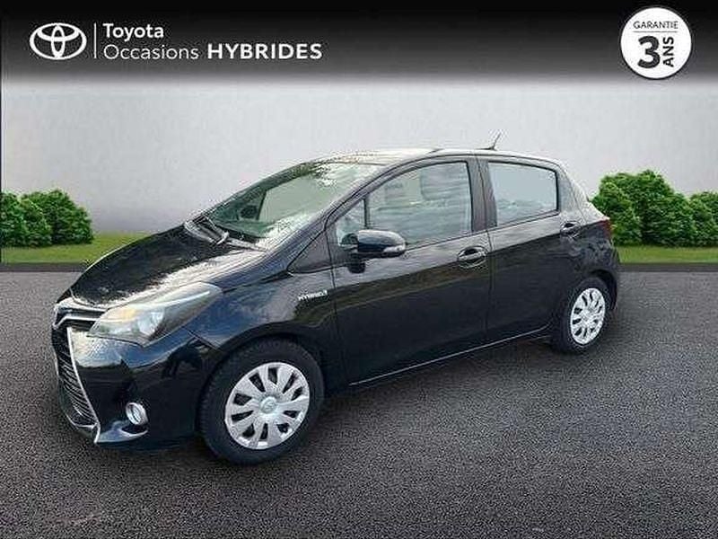 Utilisé 2017 Toyota Yaris Hybrid Berline | 11 990 € (Bon prix) - Image 1/1