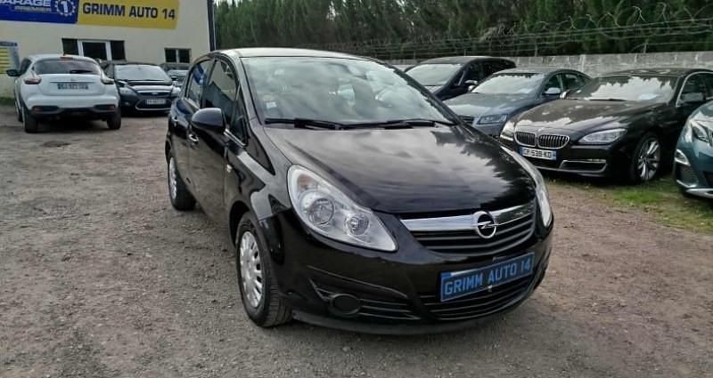 Noir Utilisé 2009 Opel Corsa Essentia Citadine | 5 490 € - Image 1/4