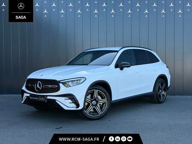 Blanc Utilisé 2025 Mercedes 200 AMG line SUV | 66 900 € - Image 1/4