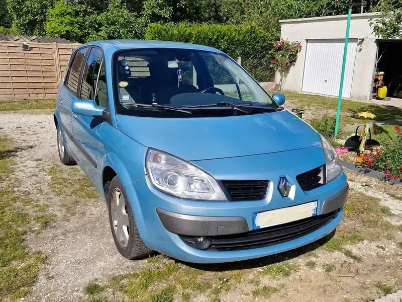 Bleu Utilisé 2006 Renault Scénic II Expression Monospace | 800 € - Image 1/4