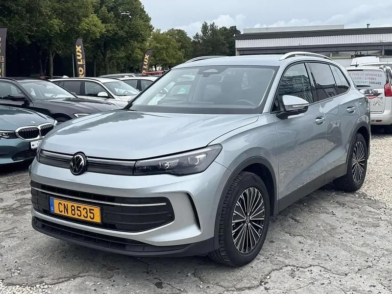 Noir Utilisé 2024 VW Tiguan SUV | 37 999 € (Bon prix) - Image 1/4