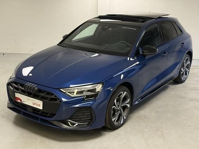 Bleu ascari métallisé Utilisé 2024 Audi A3 S-Line | 44 480 € - Image 1/3