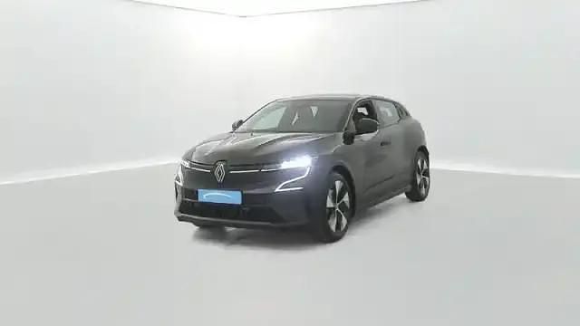 Noir etoile Occasion 2022 Renault Megane E-Tech Berline | 20 990 € - Image 1/4