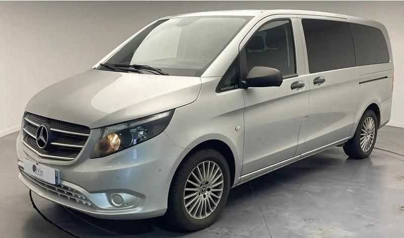 Gris Occasion 2018 Mercedes Vito Van | 32 490 € (Prix cher) - Image 1/4