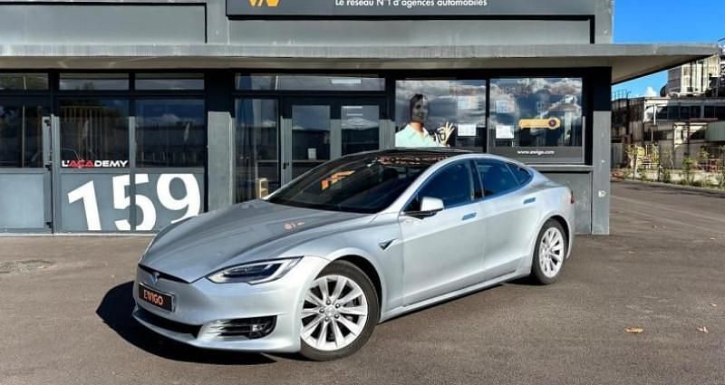 Gris Utilisé 2017 Tesla Model S Berline | 32 990 € - Image 1/4
