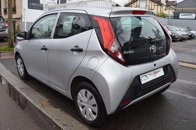Occasion Toyota Aygo 73 ch (53 kW) 2021 Blanc Citadine