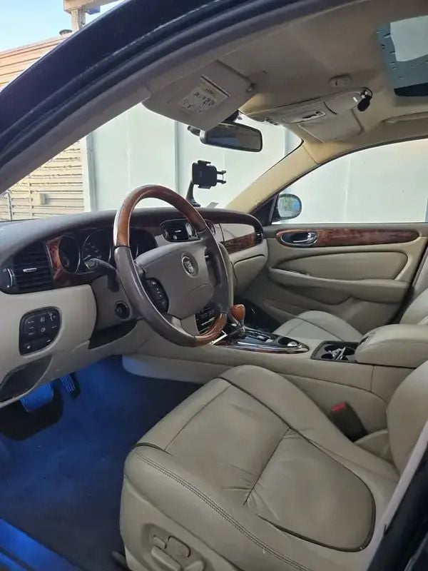 Utilisé 2006 Jaguar XJ6 Executive Berline | 7 500 € - Image 1/4