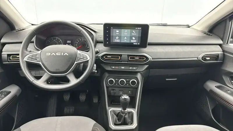 Image 3/4