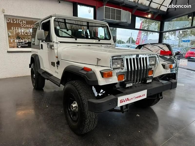 Blanc Occasion 1992 Jeep Wrangler SUV | 13 990 € - Image 1/4