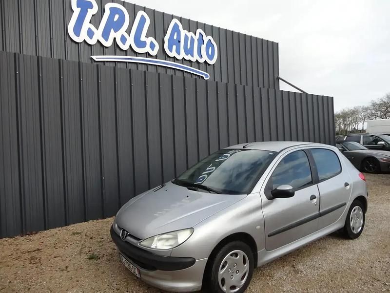 Occasion Peugeot 206 76 ch (55 kW) 1999 Gris Citadine