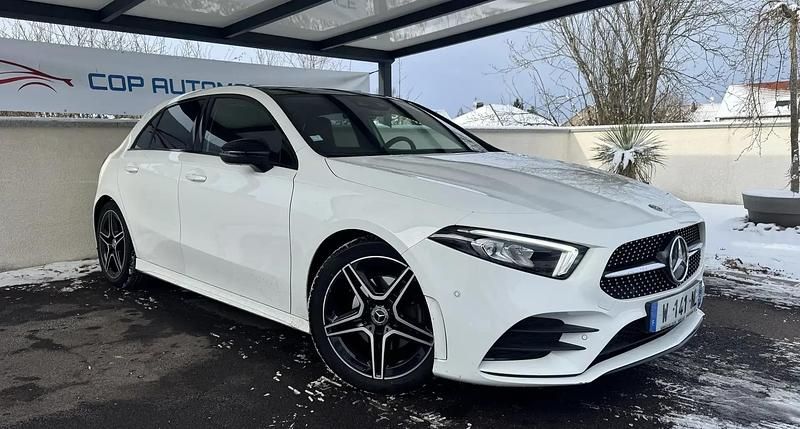 Blanc Occasion 2019 Mercedes A200 AMG line Berline | 23 990 € (Prix juste) - Image 1/4