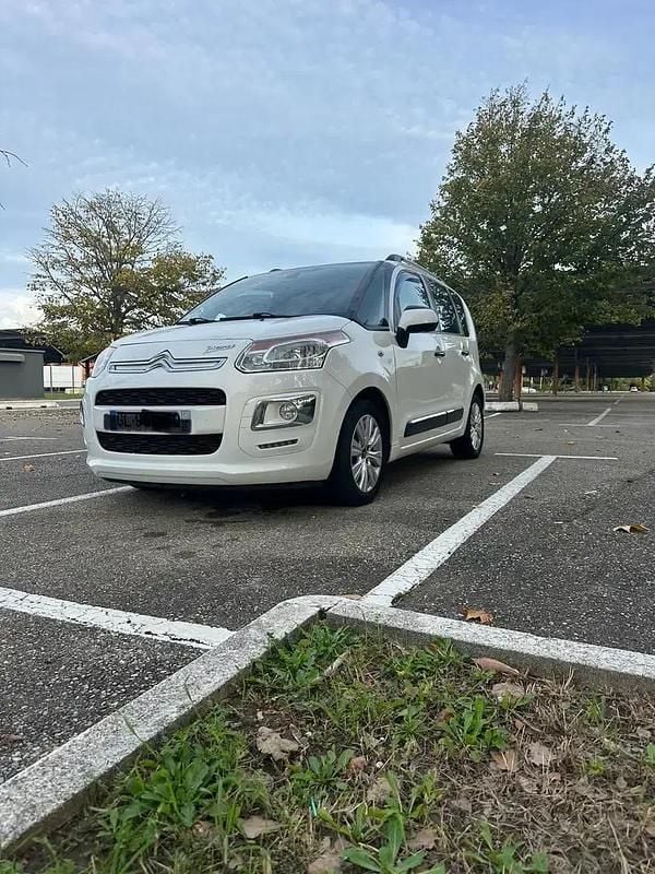 Occasion 2015 Citroën C3 Picasso PureTech Monospace | 4 500 € (Prix juste) - Image 1/4