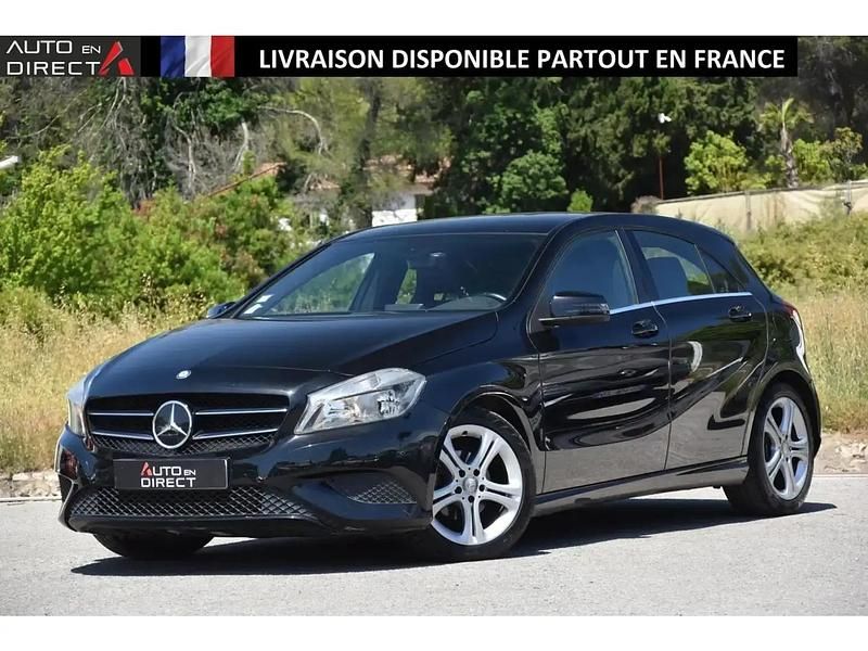 Noir Occasion 2013 Mercedes A180 Berline | 11 900 € - Image 1/4
