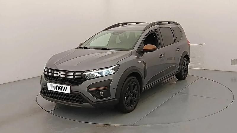 Gris Utilisé 2025 Dacia Jogger Extreme Monospace | 21 999 € (Prix juste) - Image 1/4