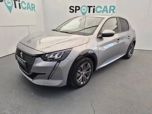 Gris Utilisé 2021 Peugeot e-208 Citadine | 13 290 € (Bon prix) - Image 1/4