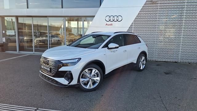 Blanc glacier métallisé Occasion 2025 Audi Q4 e-tron S-Line SUV | 55 990 € - Image 1/4