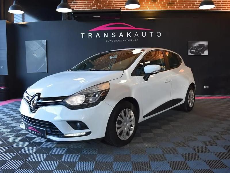 Blanc Utilisé 2017 Renault Clio IV | 4 990 € - Image 1/4