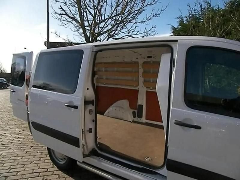 Blanc Occasion 2007 Citroën Jumpy Comfort Monospace | 2 500 € - Image 1/4