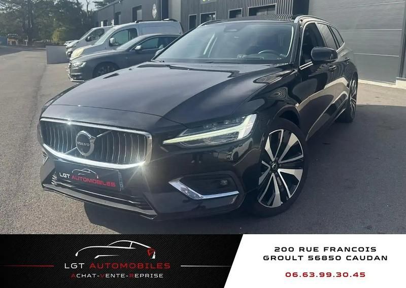 Noir Occasion 2022 Volvo V60 Ultimate Break | 31 990 € (Prix juste) - Image 1/4