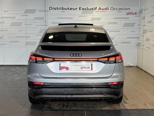 Nouvelle Audi Q4 Sportback e-tron S-Line 210 kW (286 ch) 2025 Argent fleuret métallisé SUV
