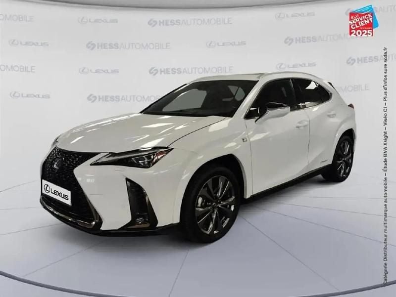 Blanc Occasion 2021 Lexus UX Executive Line SUV | 31 999 € - Image 1/4