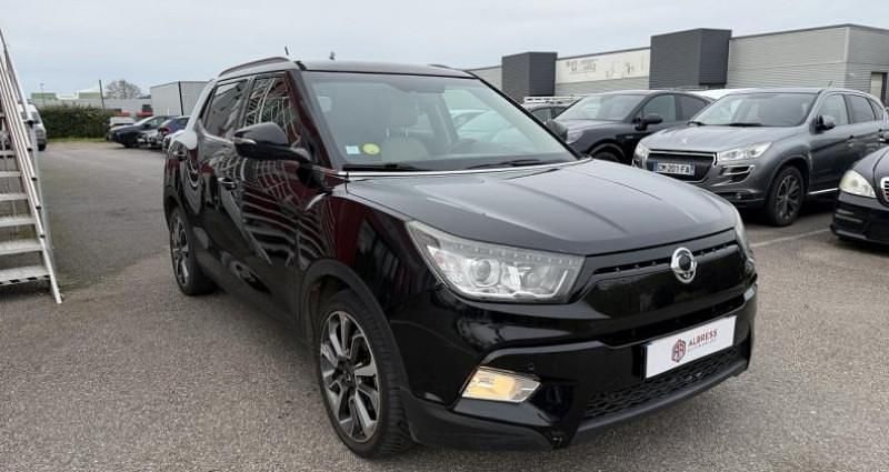 Occasion Ssangyong (KGM) Tivoli 115 ch (84 kW) 2015 Noir SUV