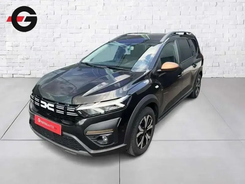 Noir Utilisé 2023 Dacia Jogger Extreme Break | 18 490 € (Prix juste) - Image 1/4