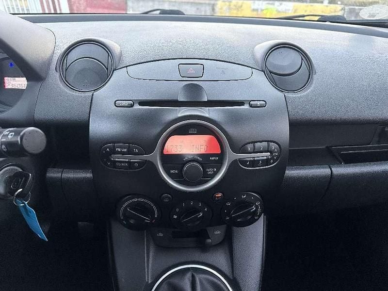 Occasion Mazda 2 75 ch (55 kW) 2009 Berline