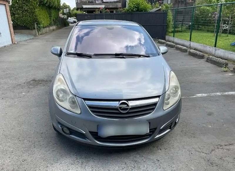 Argent Utilisé 2008 Opel Corsa Enjoy Berline | 3 150 € (Prix juste) - Image 1/4