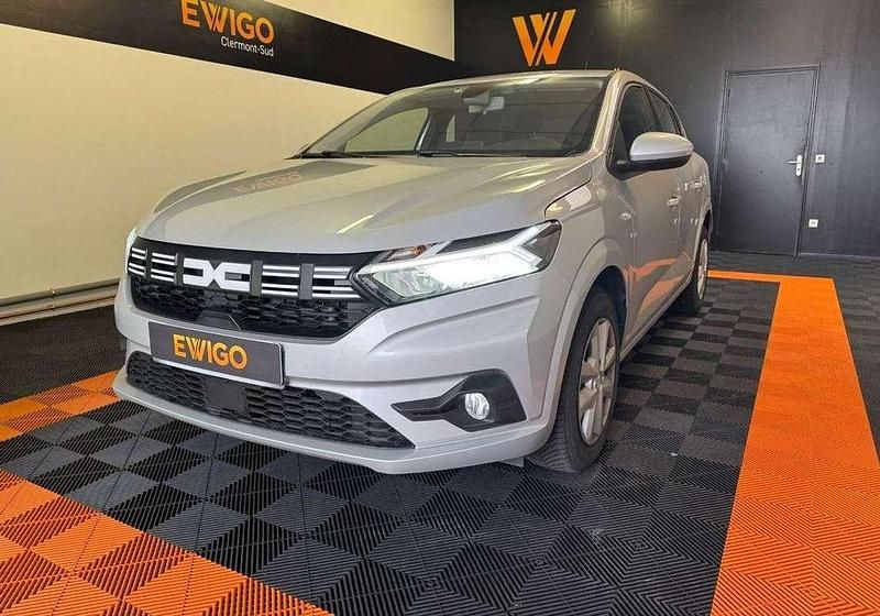 Occasion Dacia Sandero Expression 91 ch (66 kW) 2024 Gris Berline