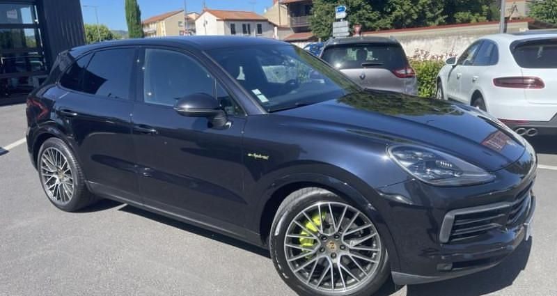 Utilisé 2018 Porsche Cayenne SUV | 59 990 € (Prix juste) - Image 1/4