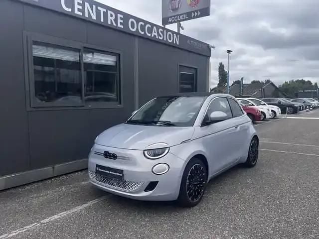 Torino blue Utilisé 2025 Fiat 500e Cabriolet | 35 990 € - Image 1/4