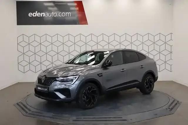 Gris Utilisé 2025 Renault Arkana Esprit Alpine SUV | 30 660 € (Prix cher) - Image 1/4