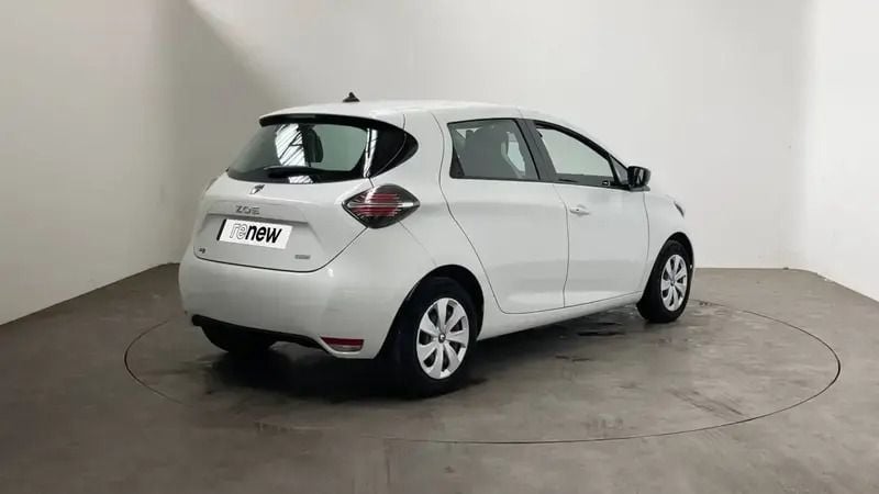 Image 2/4