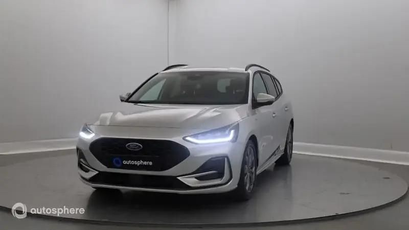 Gris Utilisé 2023 Ford Focus ST-Line X Break | 24 799 € (Prix juste) - Image 1/4